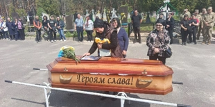 Рік вважався зниклим безвісти: на Волині попрощалися з воїном Миколою Максимчуком (фото)