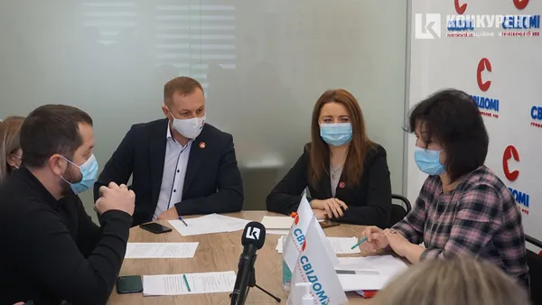 Ще не пік: зростання захворюванності на коронавірус на Волині очікують протягом двох наступних тижнів