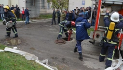 Пожежники евакуювали студентів луцького "політеху" (фото)