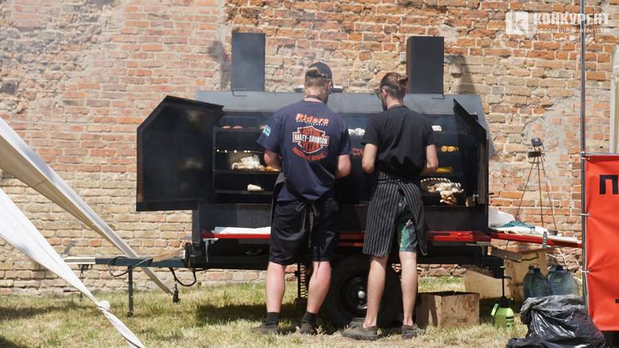 Яким був другий день фестивалю їжі в Луцьку (фото)