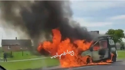 На трасі Луцьк – Ковель вщент згоріло авто (відео)