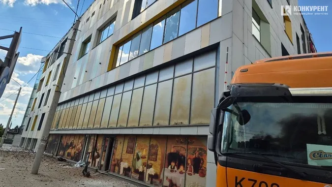 У Луцьку через обстріли постраждав РЦ «Промінь»: що відомо (фото)