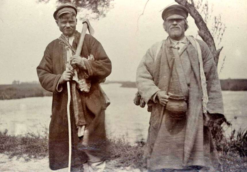Чоловіки із села Сенчиці (зараз Рівненська область), 1912 р.