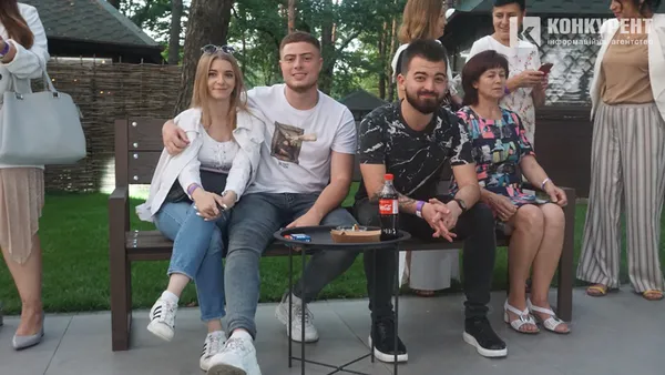 Дискотека, жарти та подарунки: у Луцьку відсвяткували Makis Fest*