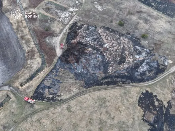 На Ковельщині горіли два торф'яники (фото)