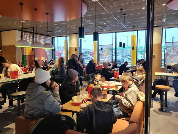 У Ковелі запрацював McDonald's: який він (фото)