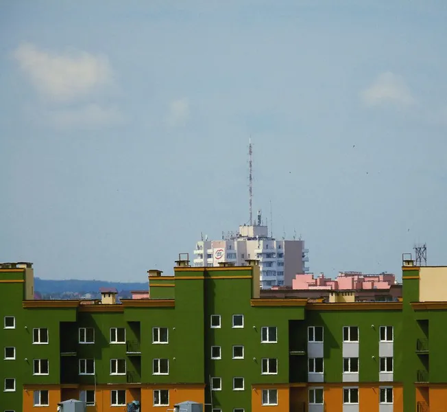 20+ несподіваних ракурсів Луцька на світлинах фотографа