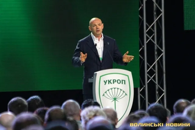 Палиця поставив в кабінеті голови облради відеокамери