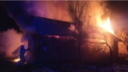 У селі Луцького району згорів будинок: всередині виявили тіло (фото)