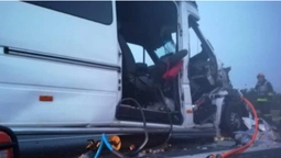 Біля Кракова бус з українцями в’їхав у причіп вантажівки: загинула дівчина (фото)