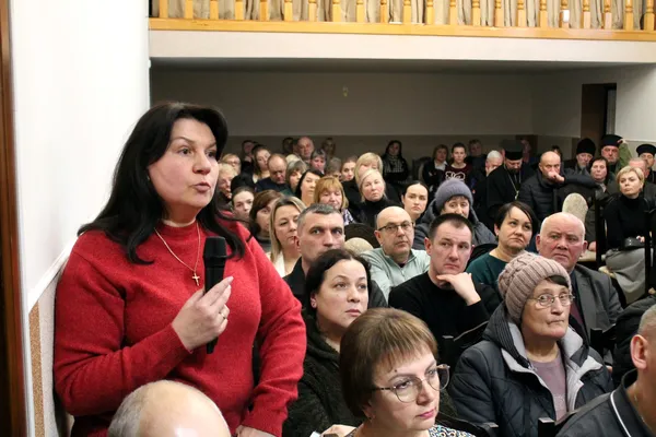 Дороги, безпека дітей, підтримка військових і ВПО: Іван Рудницький відвідав громади біля Луцька (фото)