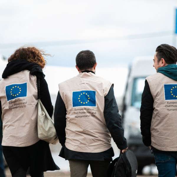 З початку війни ЄС передав в Україну 77 000 тонн матеріальної допомоги