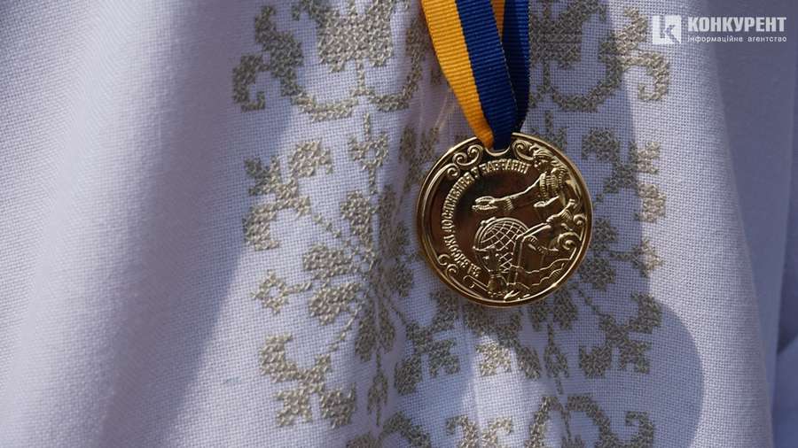 У Луцьку нагородили медалістів: як все було (дуже багато фото)