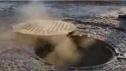 У Луцьку виявили незаконний злив браги в каналізацію (відео)