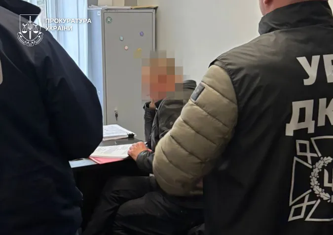 Заступник начальника Маневицької колонії «перебрав» з послугами на 870 тисяч гривень