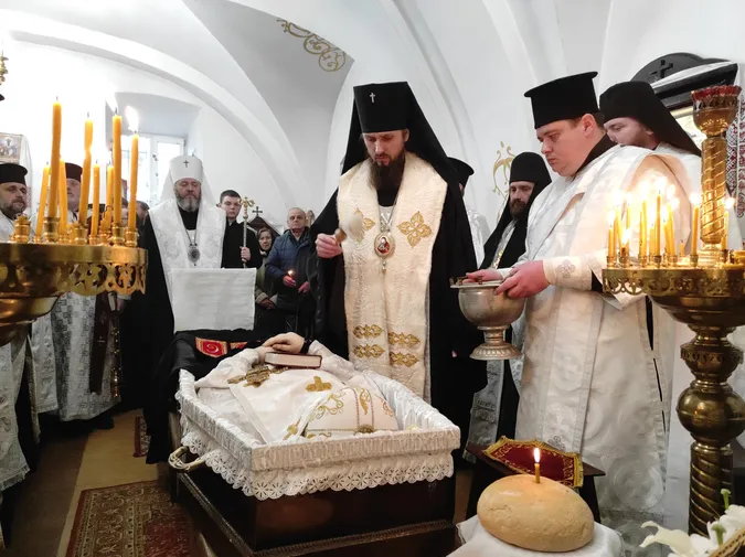 На Волині попрощалися з архімандритом Святополком Канюком (фото)