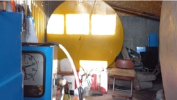 2,5 тонни солярки: на Волині викрили нелегальну АЗС (фото, відео)