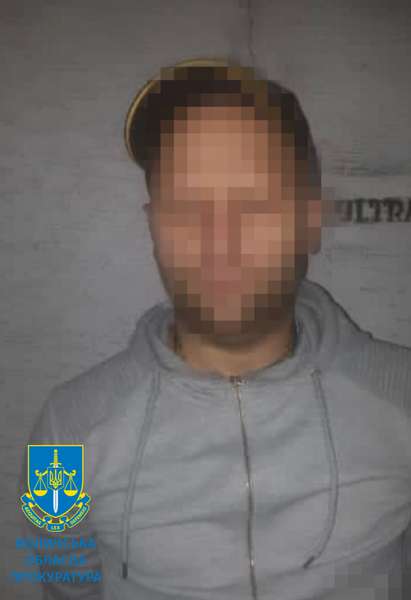 Канабіс, амфетамін і граната: у Луцьку затримали наркобаригу з Ківерців (фото)