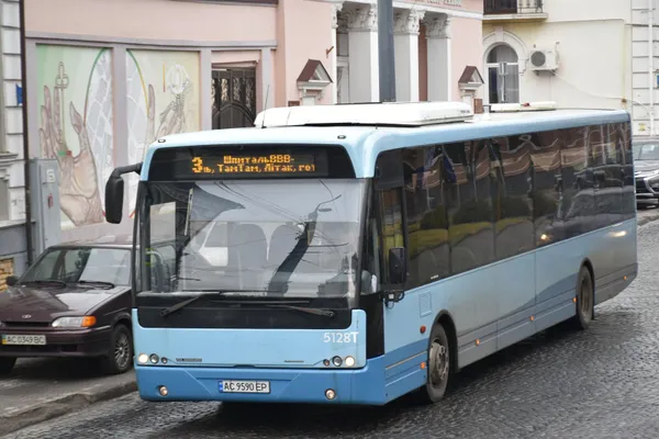 У Луцьку на маршрут №30 виїхали вісім «Богданів»