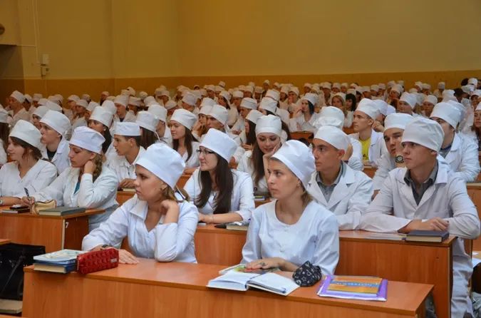 В Україні студенти-медики складатимуть додаткові тести