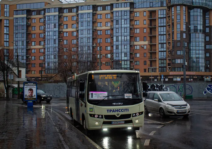 Попри підвищення вартості проїзду в Луцьку, маршрутки досі не їздять до кінцевих