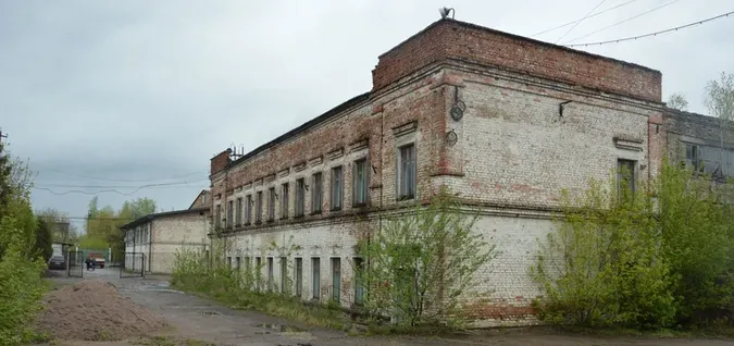У Нововолинську продають ремонтно-механічний завод разом із базами відпочинку на Світязі (фото)