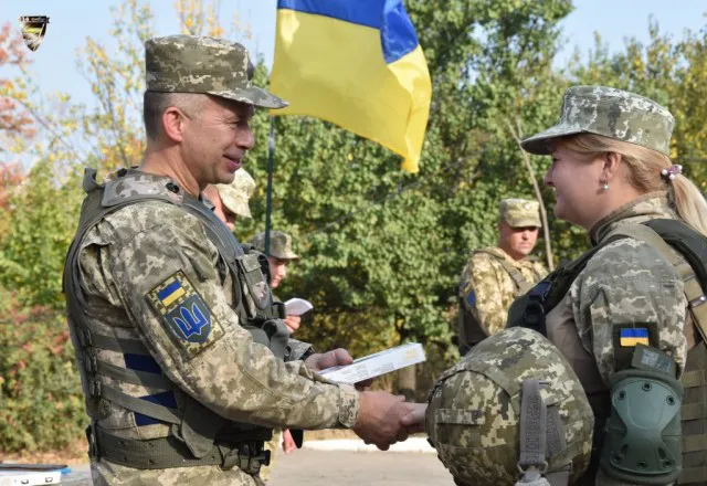 На фронті відзначили військових 14 ОМБР (фото)