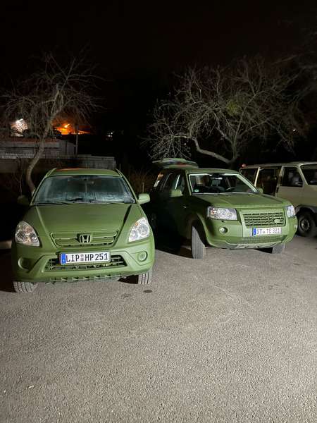 Волинські медики придбали дві автівки для бійців 14-ї ОМБр (фото)
