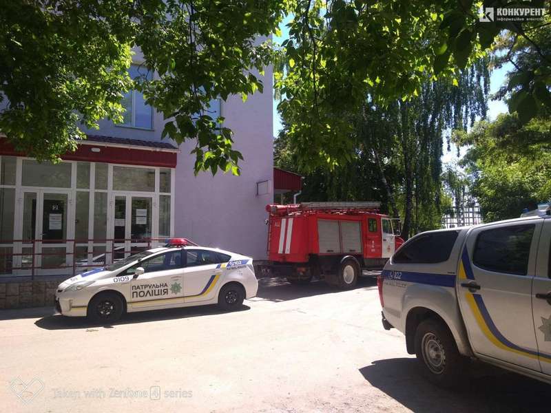 Евакуювали пацієнтів та персонал інфекційної лікарні в Луцьку (фото) ОНОВЛЕНО