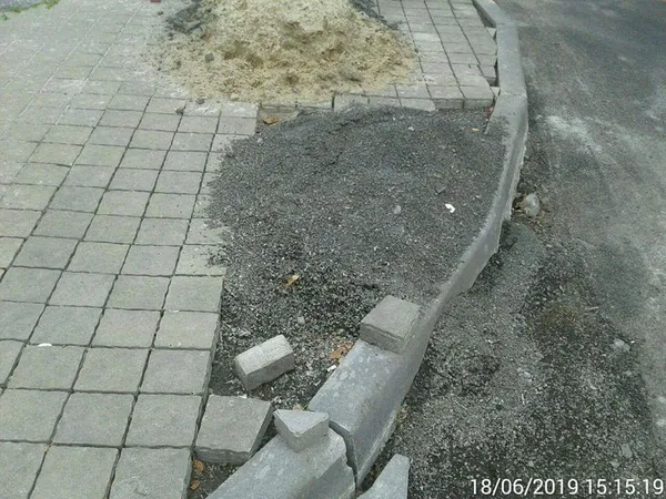 «Луцьктепло» не відновлює благоустрій міста після робіт (фото)