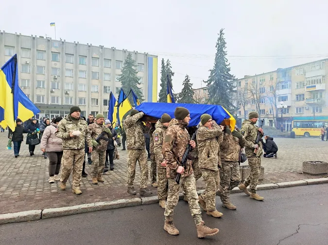 У Ковелі попрощалися із гранатометником Ростиславом Кравчуком (фото)