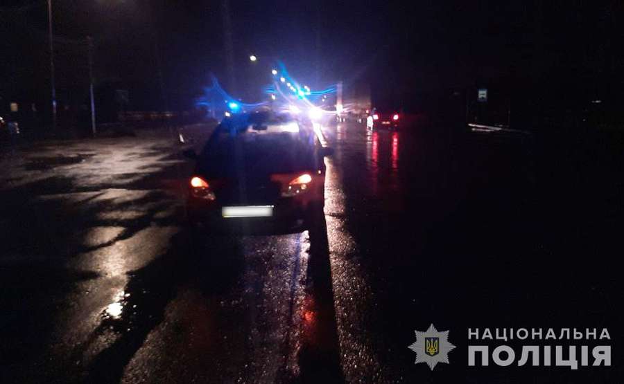 Жінка, яку в Луцьку на Дубнівській збила автівка, померла в лікарні (фото) (оновлено)
