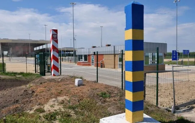 Між Польщею та Україною зменшився прикордонний товарообіг