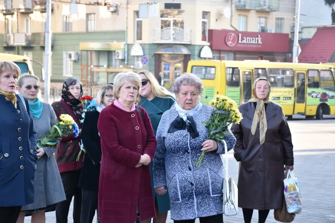 У Луцьку вшанували загиблих захисників (ФОТО)