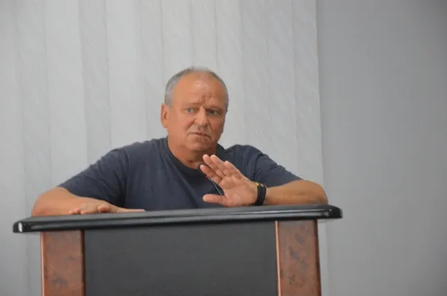 Чорнуха прокоментував ситуацію щодо квартир для атовців 