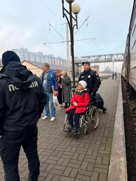 До Луцька прибув евакуаційний потяг з Донеччини