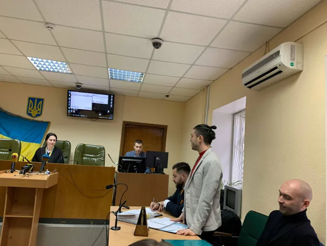 «Антитіла» вимагають від луцького підприємця одну гривню компенсації