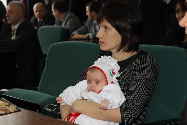 А ось Анна Мовяк відповідально відпрацювала всю каденцію. Від початку вона приходила у сесійну навіть з дитиною, якщо була така необхідність...
