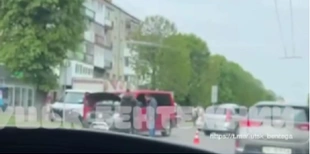 У Луцьку на Понебні – аварія, рух ускладнений (відео)