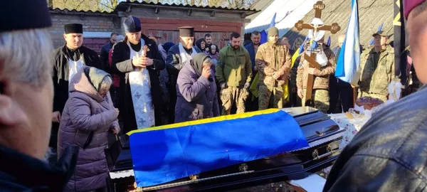 На Волині попрощалася із командиром розвідки Сергієм Семчуком (фото)
