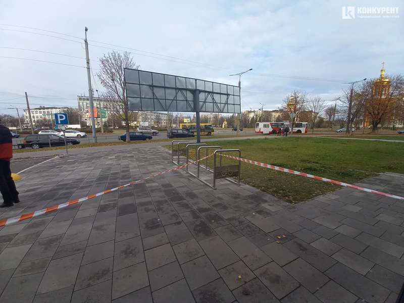 Все ще закритий: «ртутний» АТБ у Луцьку досі не працює (фото)