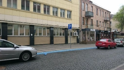 На Кривому Валу в Луцьку відкриють платну парковку (фото)