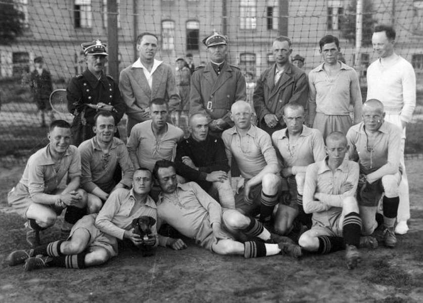 Футболісти з міста Рівного, 1933 р.