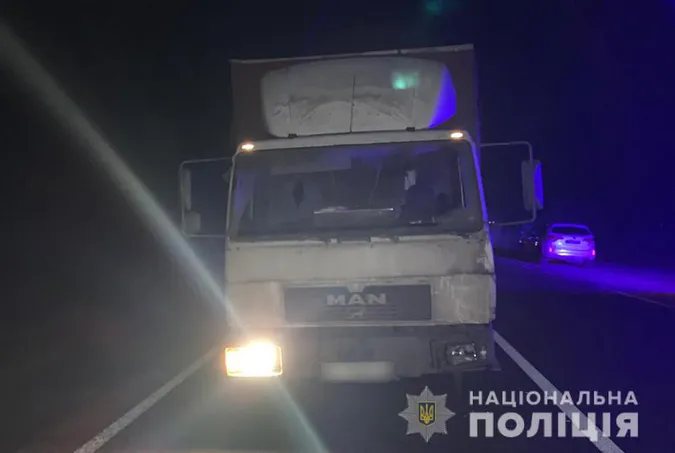 На Волині вантажівка збила на смерть пішохода