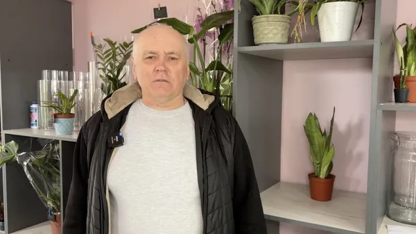 З поля бою – у студію: ветеран у Шацьку відкрив квітковий бізнес (фото)