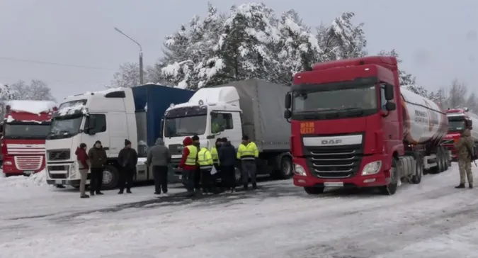 На пункті пропуску «Ягодин-Дорогуськ» тимчасово діє порядок живої черги