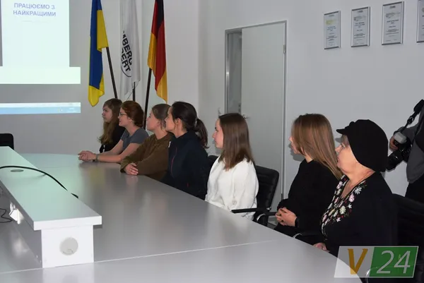 «День професії»:  луцькі школярі дізналися про роботу «Kromberg&Schubert» (фото)