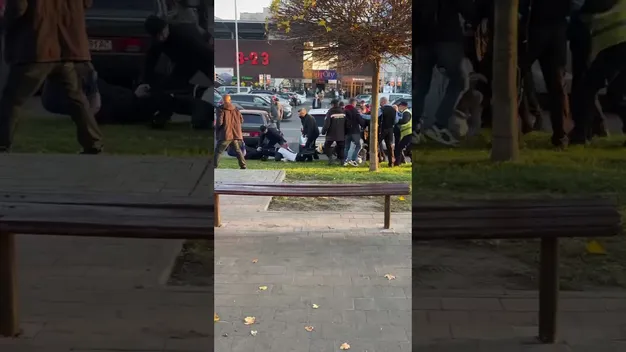 У Луцьку підлітки влаштували масову бійку (відео)