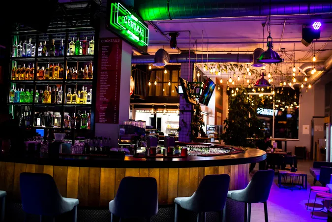 Ходиш в кіно у «Промені»? Отримуй знижку на все в Ring Cafe та Ring Coffee*