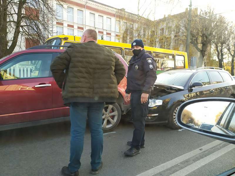 Аварія на проспекті Перемоги у Луцьку (фото)